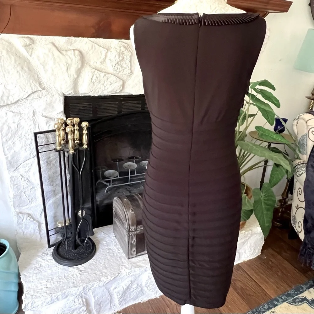 Adrianna Papell little black dress sleeveless size 6 - Picture 6 of 11